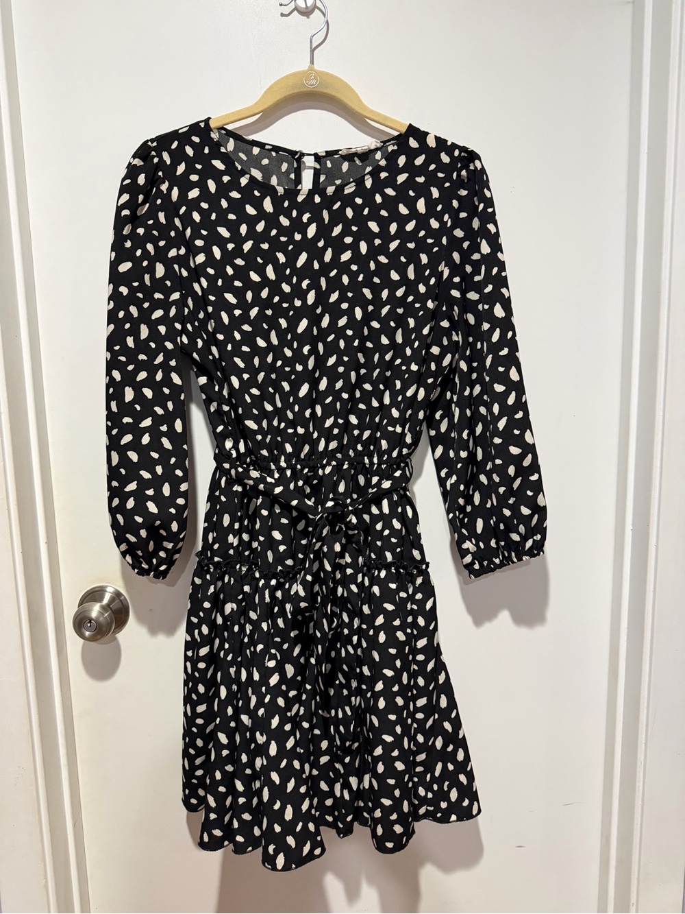 Black Long-Sleeve Printed Tie-Waist Dress